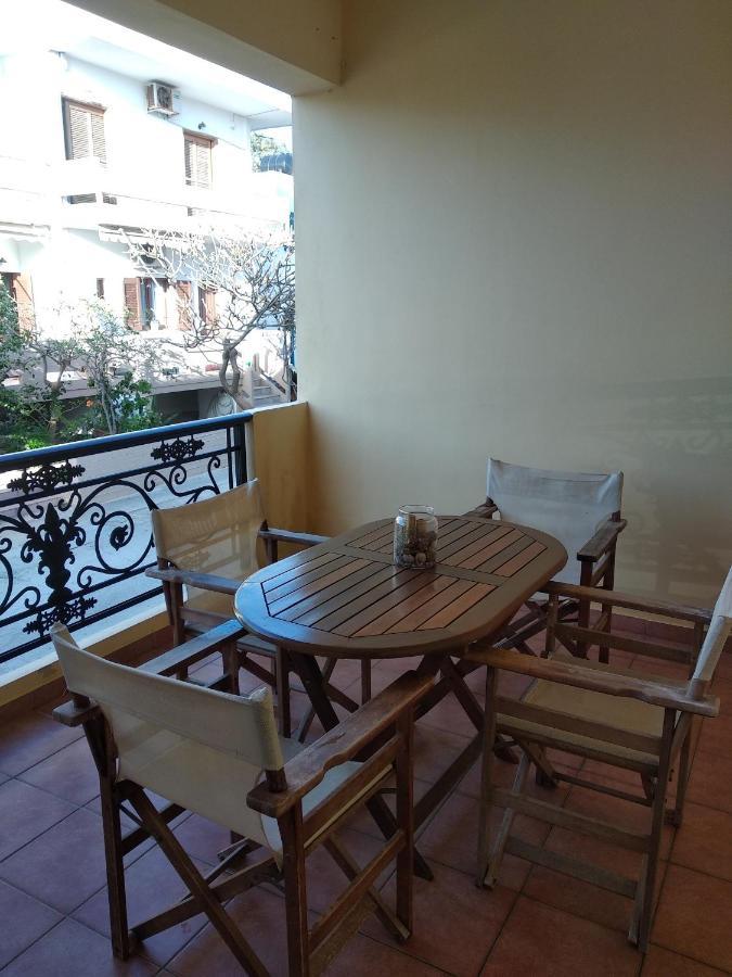 פליאוחורה Ton Mari Apartments מראה חיצוני תמונה
