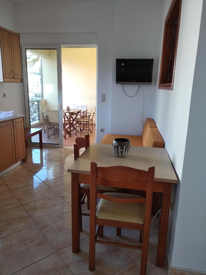 פליאוחורה Ton Mari Apartments מראה חיצוני תמונה