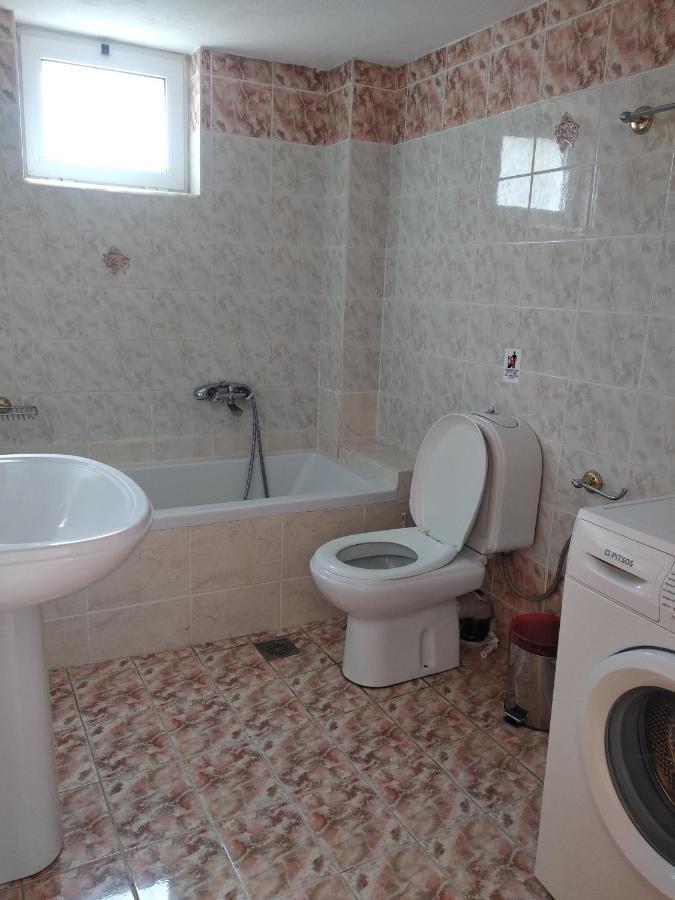 פליאוחורה Ton Mari Apartments מראה חיצוני תמונה