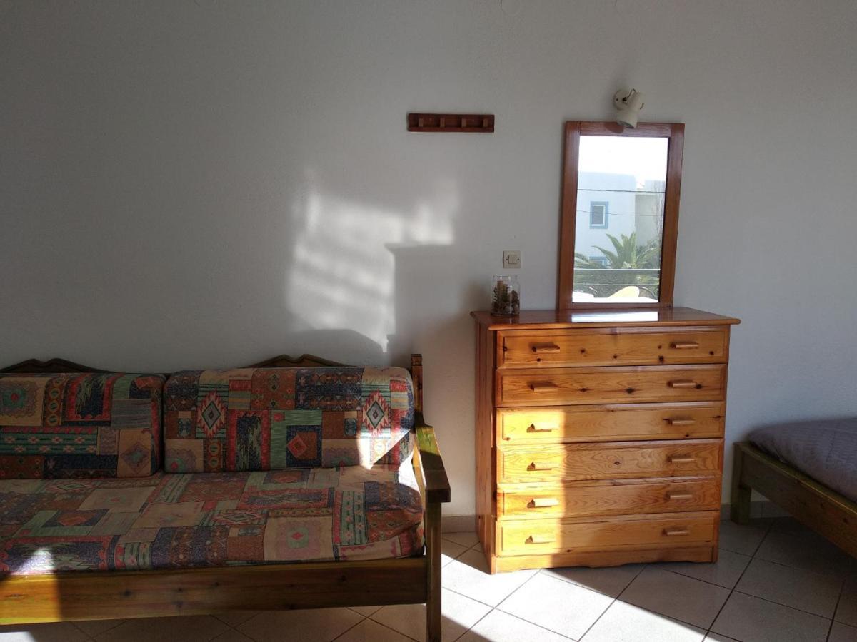פליאוחורה Ton Mari Apartments מראה חיצוני תמונה