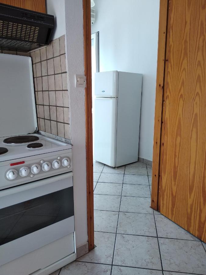 פליאוחורה Ton Mari Apartments מראה חיצוני תמונה