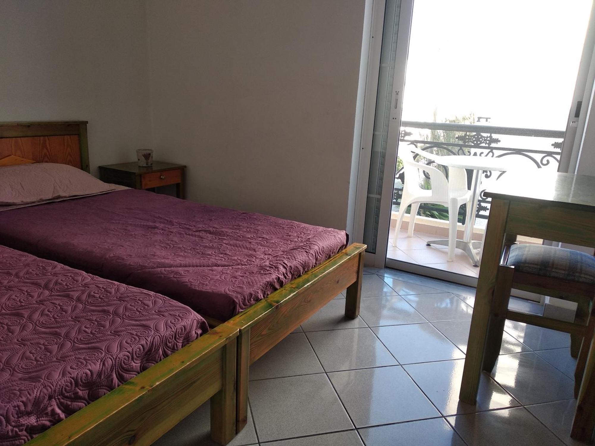 פליאוחורה Ton Mari Apartments מראה חיצוני תמונה